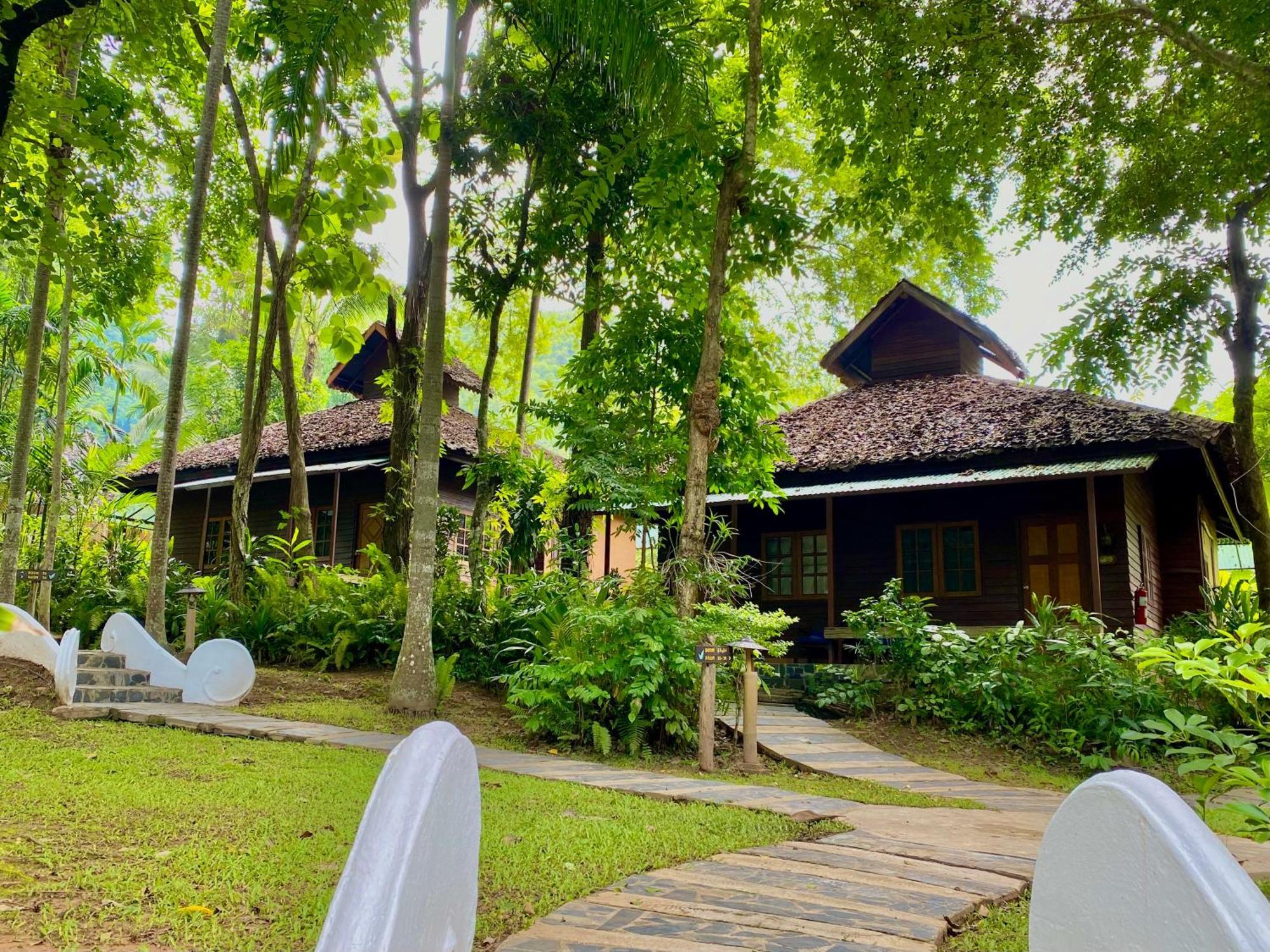 Fern Resort Mae Hong Son Buitenkant foto